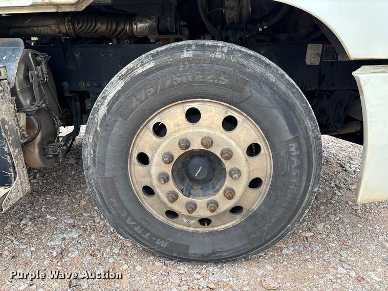 image for item FB3218 2019 Mack AN64T semi truck