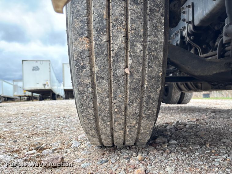 image for item FB3218 2019 Mack AN64T semi truck