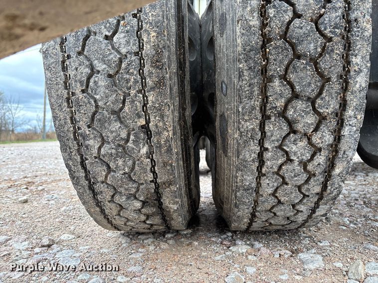 image for item FB3218 2019 Mack AN64T semi truck