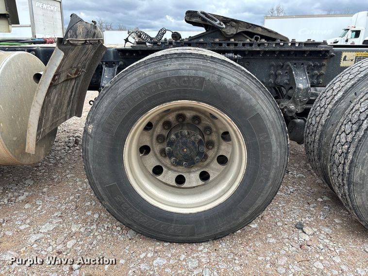 image for item FB3218 2019 Mack AN64T semi truck