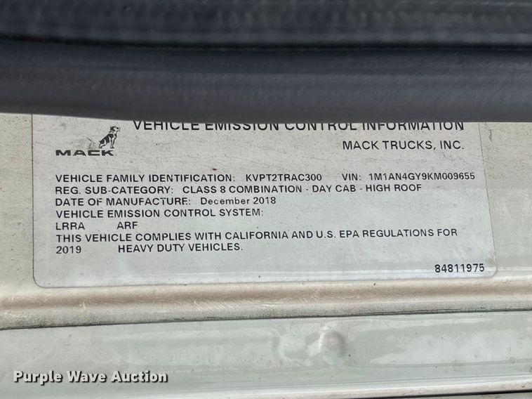 image for item FB3218 2019 Mack AN64T semi truck