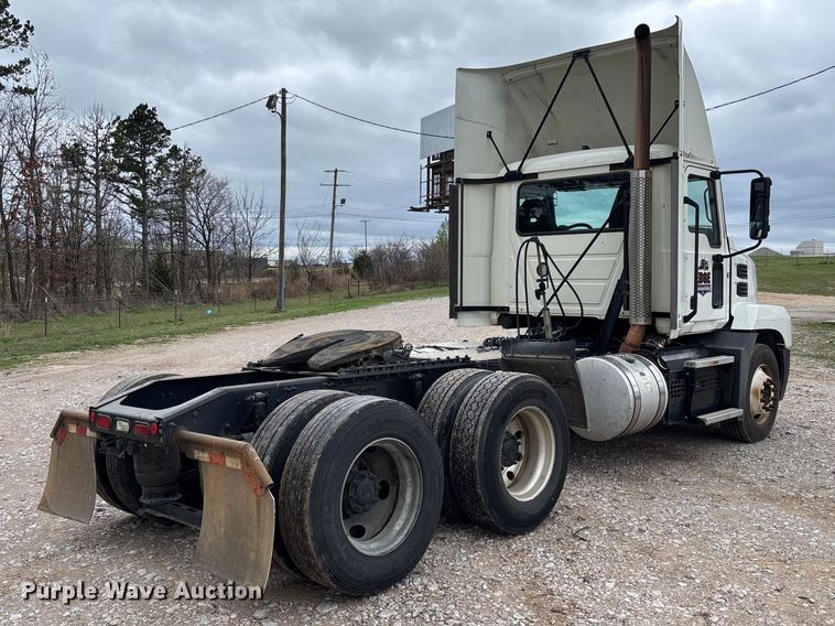 image for item FB3219 2019 Mack AN64T semi truck