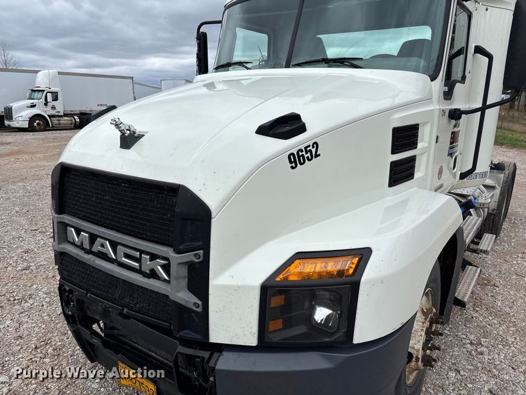 image for item FB3219 2019 Mack AN64T semi truck