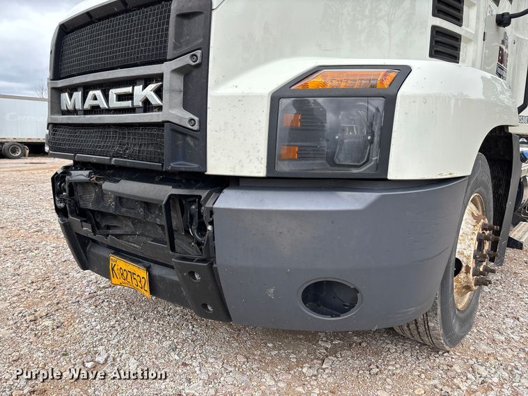 image for item FB3219 2019 Mack AN64T semi truck