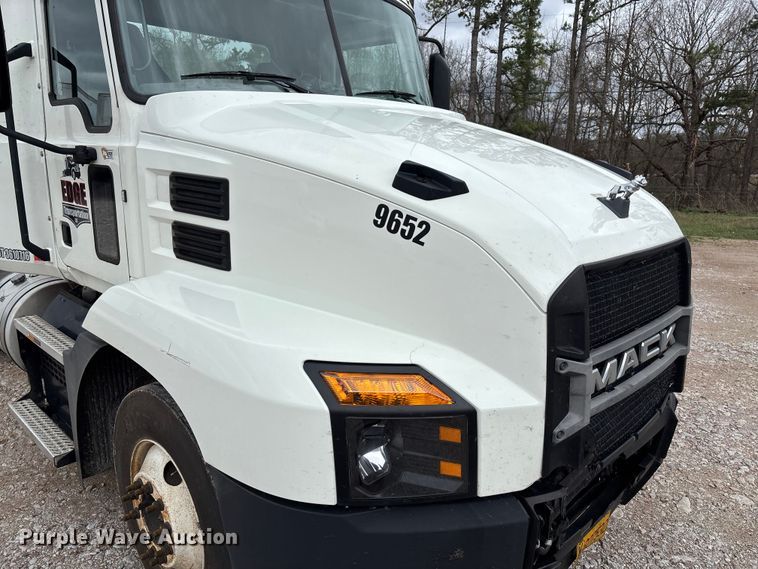 image for item FB3219 2019 Mack AN64T semi truck