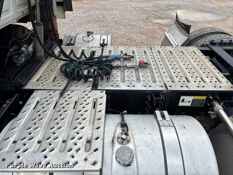 image for item FB3219 2019 Mack AN64T semi truck