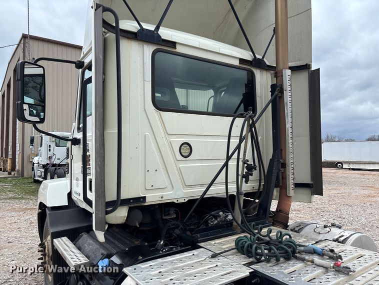 image for item FB3219 2019 Mack AN64T semi truck