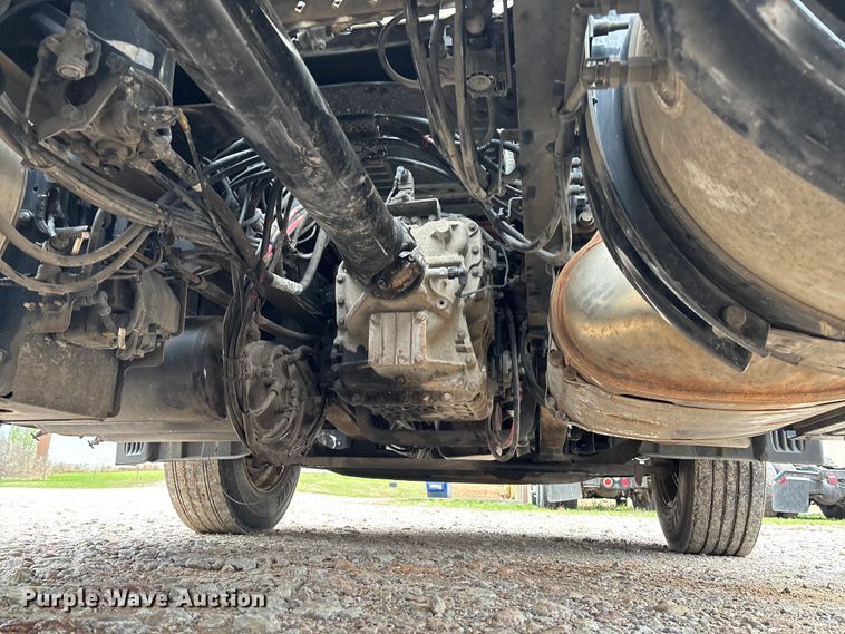 image for item FB3219 2019 Mack AN64T semi truck