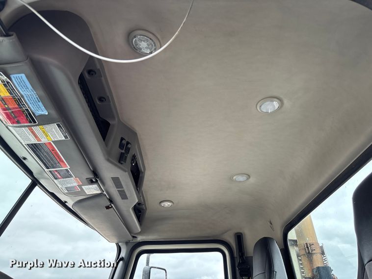 image for item FB3219 2019 Mack AN64T semi truck