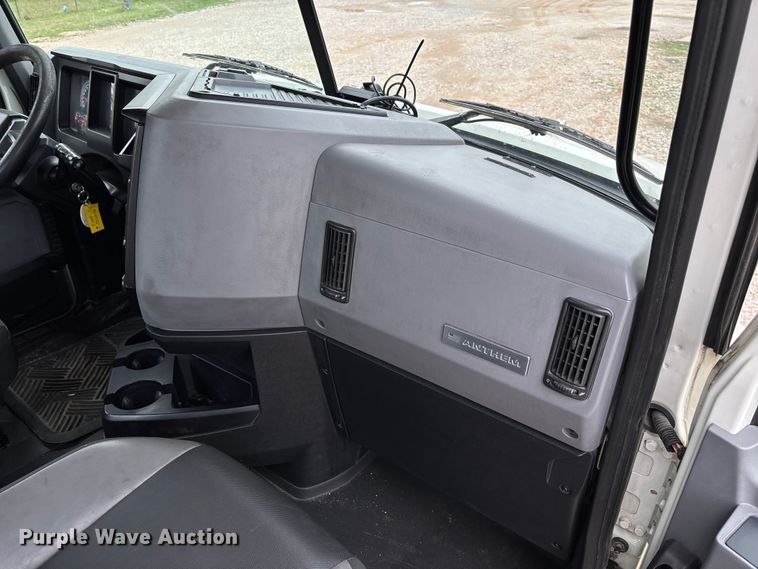 image for item FB3219 2019 Mack AN64T semi truck