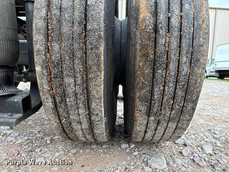 image for item FB3219 2019 Mack AN64T semi truck