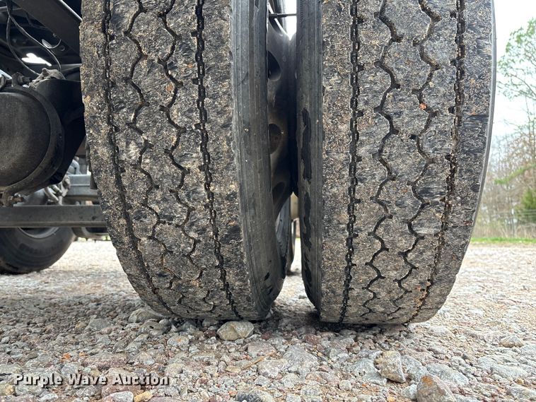 image for item FB3219 2019 Mack AN64T semi truck