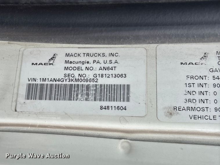 image for item FB3219 2019 Mack AN64T semi truck