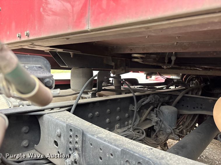 image for item FB3220 2017 Mack CXU613 semi truck