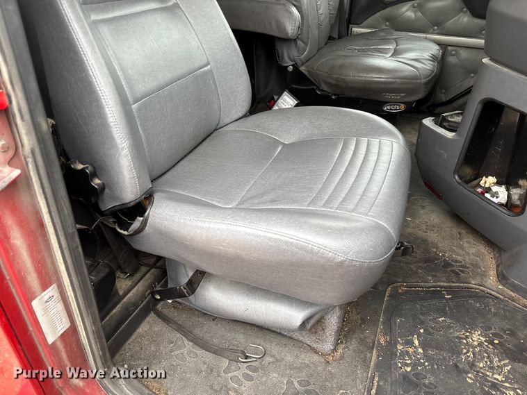 image for item FB3220 2017 Mack CXU613 semi truck