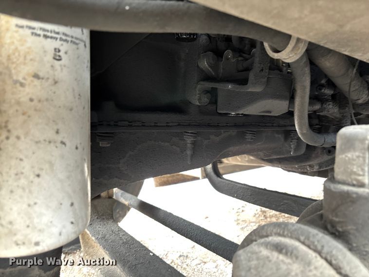 image for item FB3220 2017 Mack CXU613 semi truck