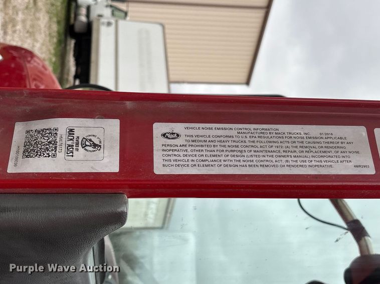 image for item FB3220 2017 Mack CXU613 semi truck