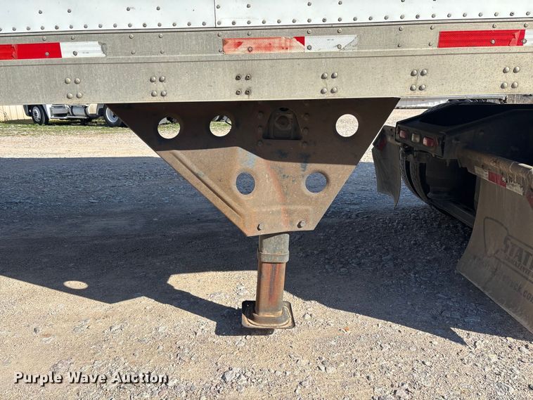 image for item FB3240 2005 Utility VS2DC dry van trailer