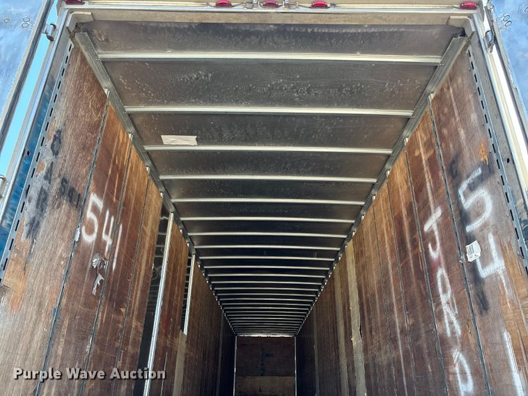 image for item FB3240 2005 Utility VS2DC dry van trailer