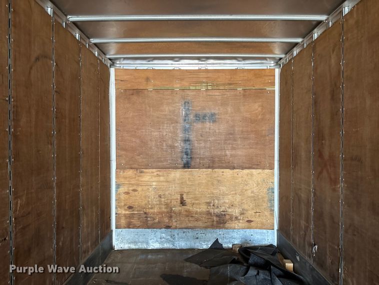 image for item FB3240 2005 Utility VS2DC dry van trailer