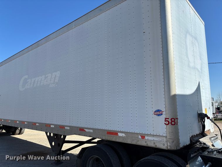 image for item FB3241 2006 Utility VS2DC dry van trailer