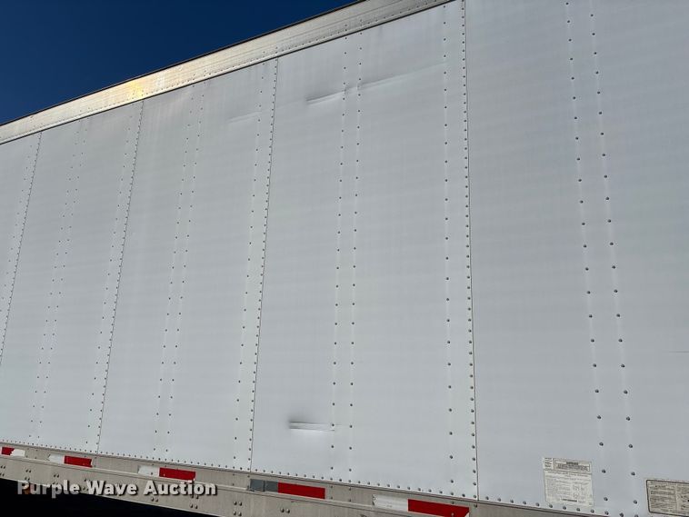 image for item FB3241 2006 Utility VS2DC dry van trailer