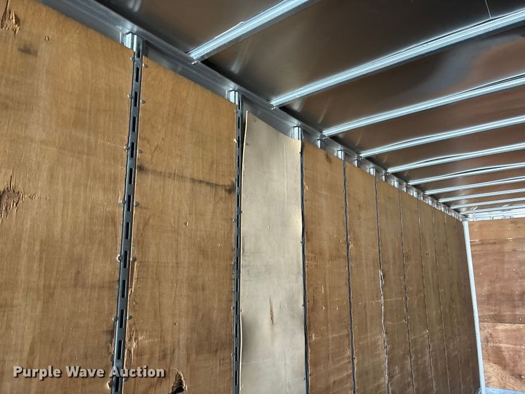 image for item FB3241 2006 Utility VS2DC dry van trailer