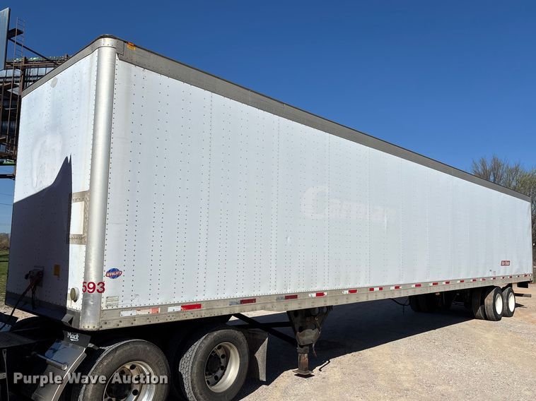 image for item FB3242 2006 Utility VS2DC dry van trailer