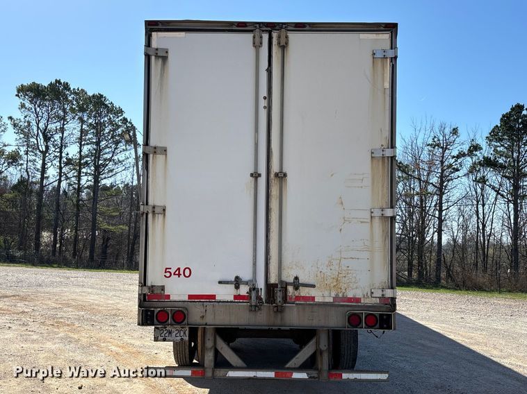 image for item FB3242 2006 Utility VS2DC dry van trailer