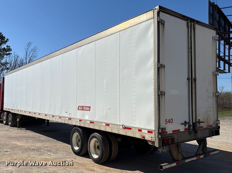 image for item FB3242 2006 Utility VS2DC dry van trailer