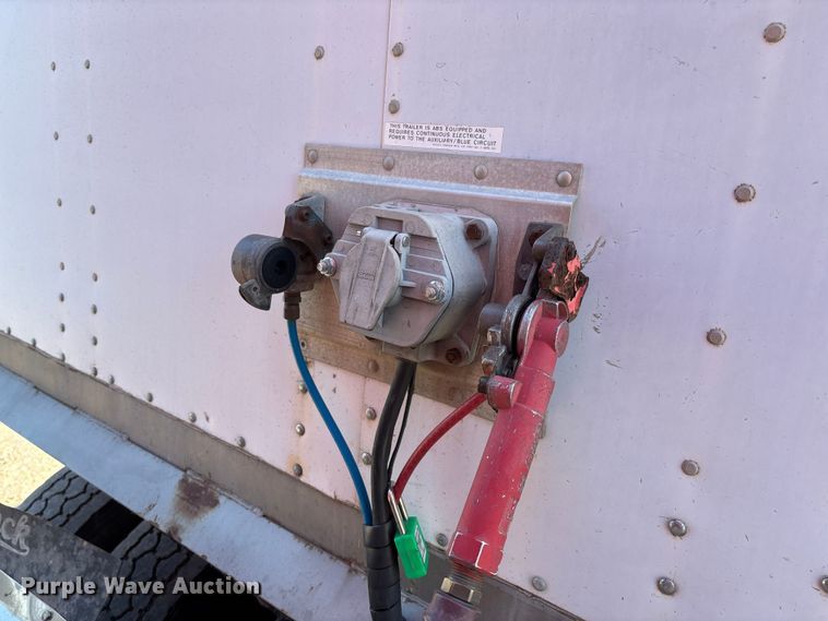 image for item FB3242 2006 Utility VS2DC dry van trailer