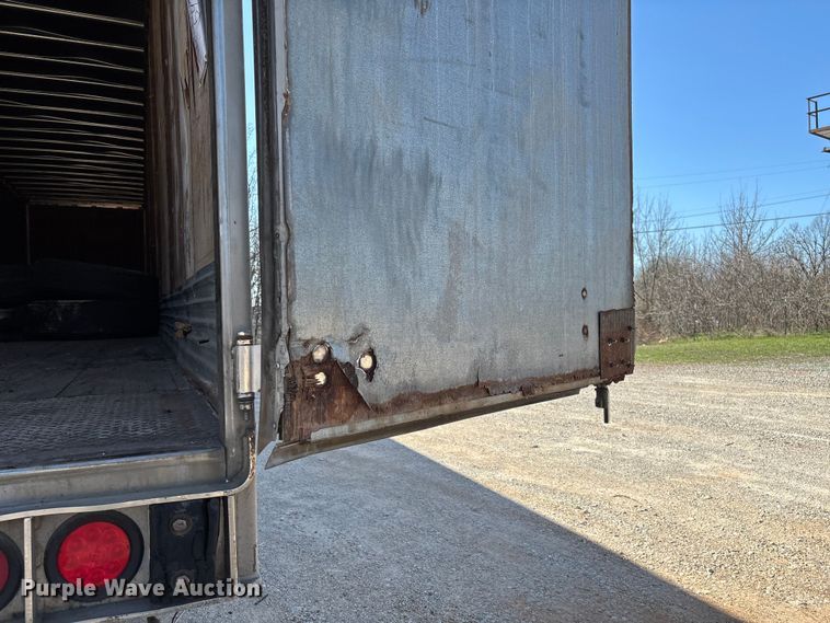 image for item FB3242 2006 Utility VS2DC dry van trailer