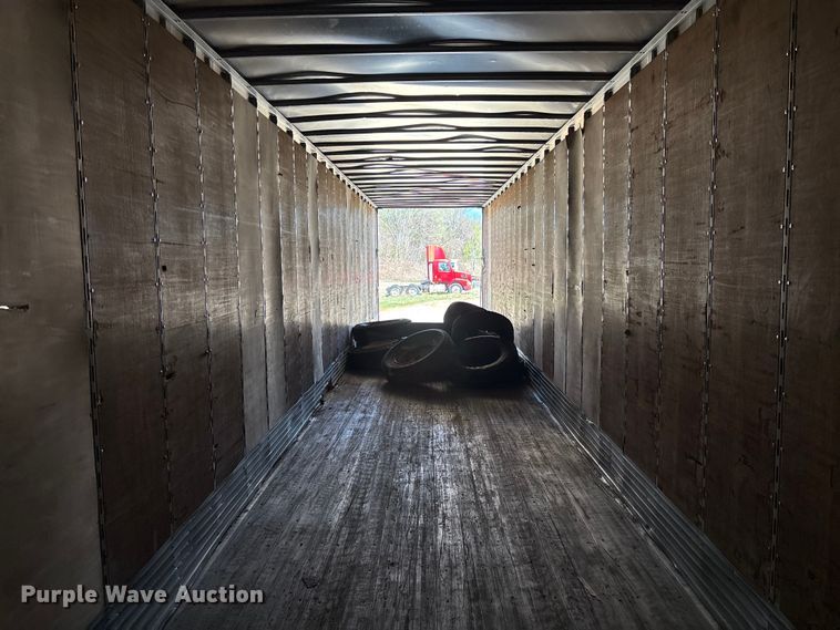 image for item FB3242 2006 Utility VS2DC dry van trailer