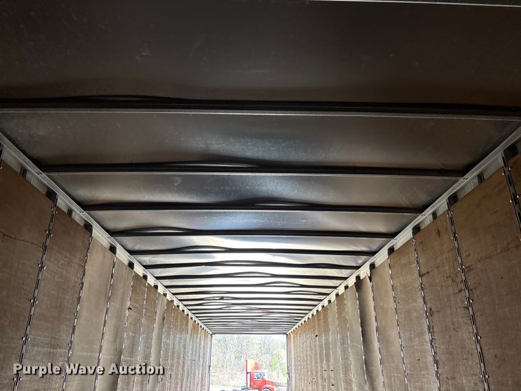 image for item FB3242 2006 Utility VS2DC dry van trailer