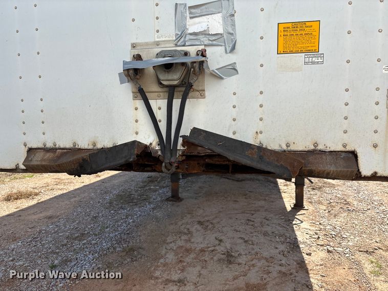 image for item FB3245 2006 Utility VS2DC dry van trailer