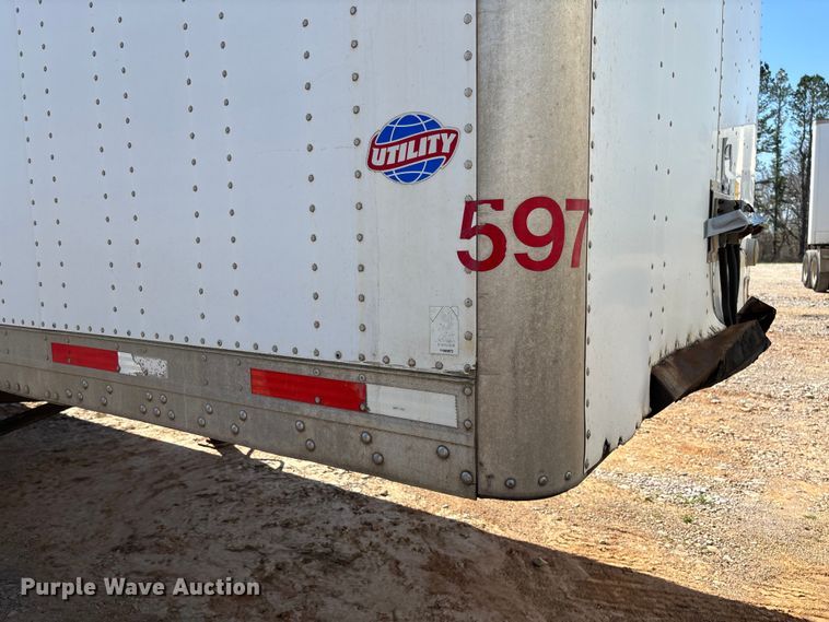 image for item FB3245 2006 Utility VS2DC dry van trailer