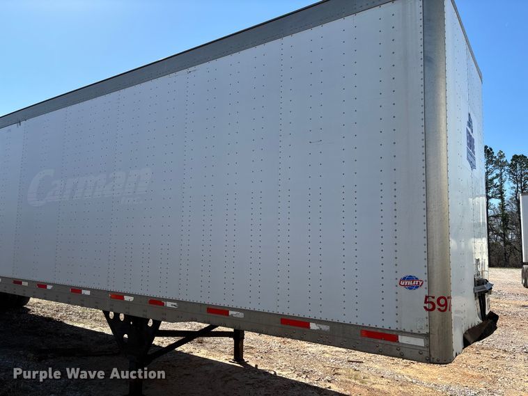 image for item FB3245 2006 Utility VS2DC dry van trailer