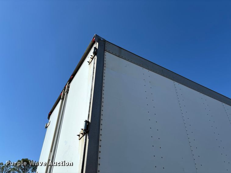 image for item FB3245 2006 Utility VS2DC dry van trailer