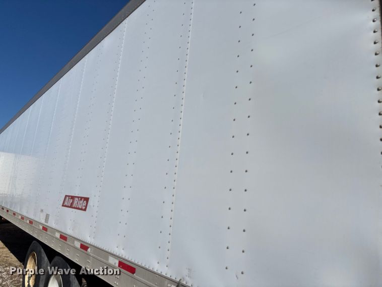 image for item FB3245 2006 Utility VS2DC dry van trailer