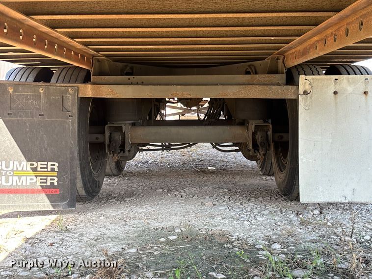 image for item FB3245 2006 Utility VS2DC dry van trailer