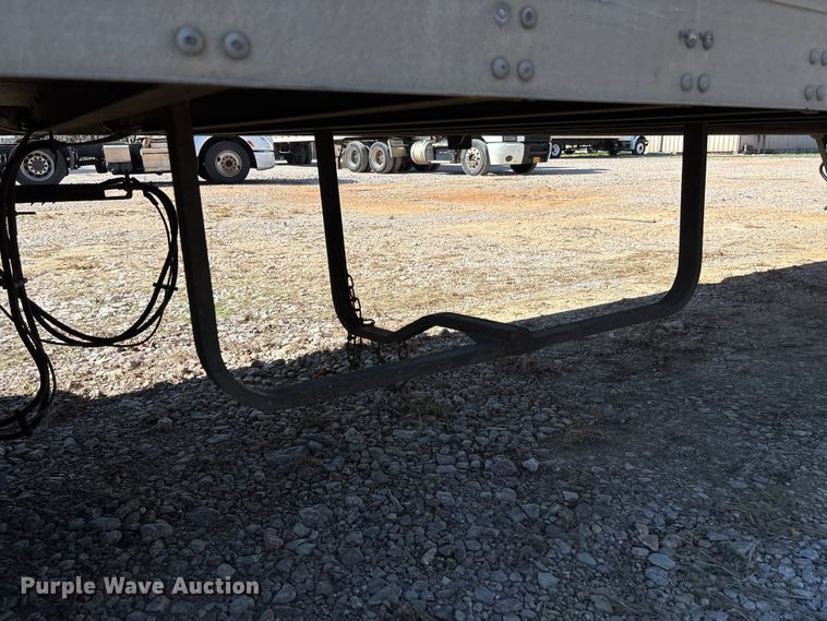 image for item FB3245 2006 Utility VS2DC dry van trailer