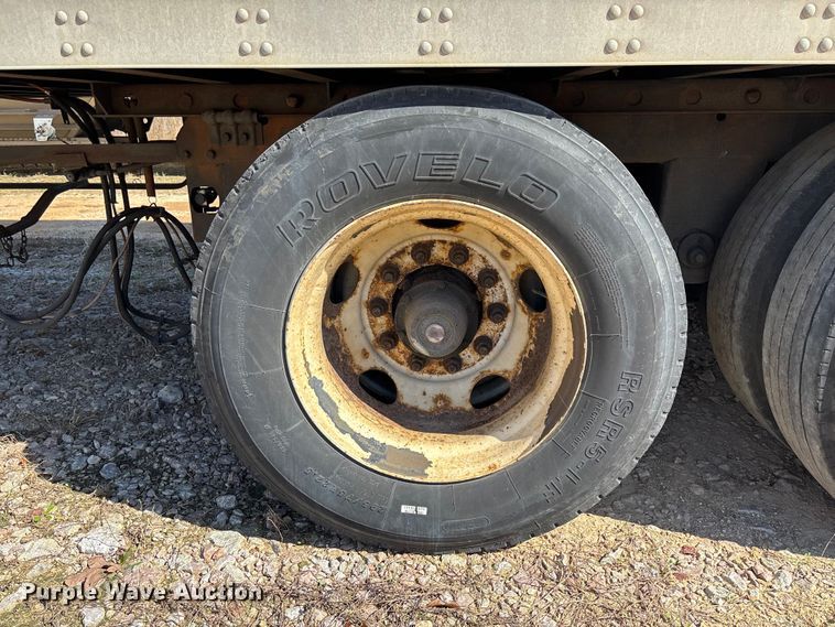 image for item FB3245 2006 Utility VS2DC dry van trailer