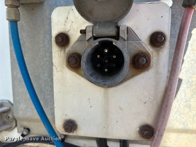 image for item FB3246 2013 Wabash DVLSHPC dry van trailer