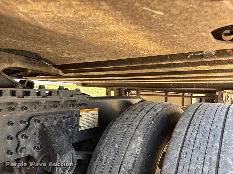 image for item FB3246 2013 Wabash DVLSHPC dry van trailer