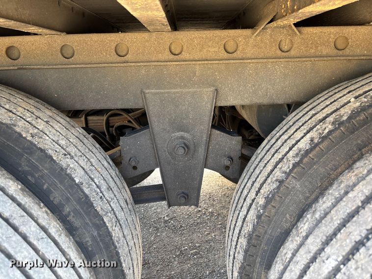 image for item FB3246 2013 Wabash DVLSHPC dry van trailer