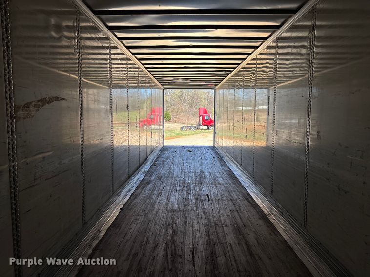 image for item FB3246 2013 Wabash DVLSHPC dry van trailer