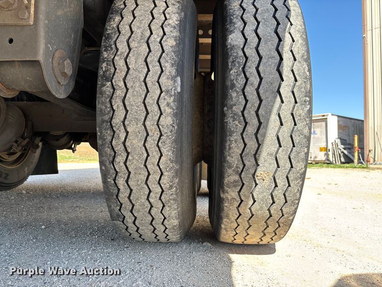 image for item FB3247 2006 Wabash DVCVHPC dry van trailer