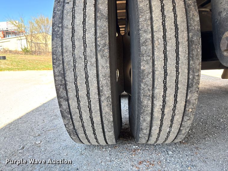 image for item FB3247 2006 Wabash DVCVHPC dry van trailer