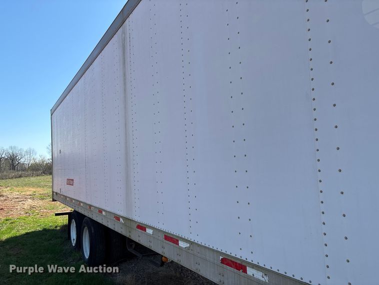 image for item FB3248 2006 Utility VS2DC dry van trailer