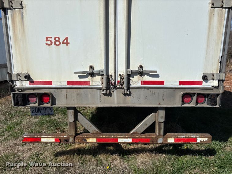 image for item FB3248 2006 Utility VS2DC dry van trailer